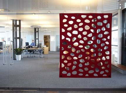 CoverSingle rumdeler i filt i bank